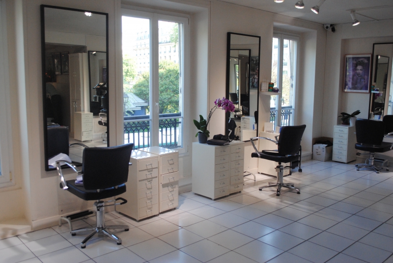 coiffure-LA FARLEDE-min_floor-home-office-property-living-room-room-781228-pxhere.com