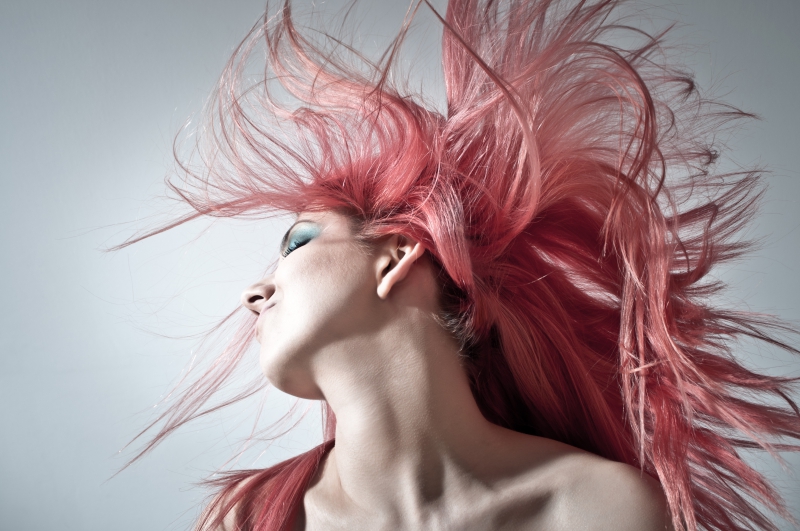 coiffure-LA FARLEDE-min_people-hair-wild-portrait-red-color-606493-pxhere.com